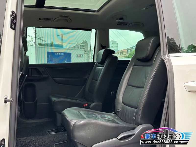 13年大众夏朗轿车抵押车出售