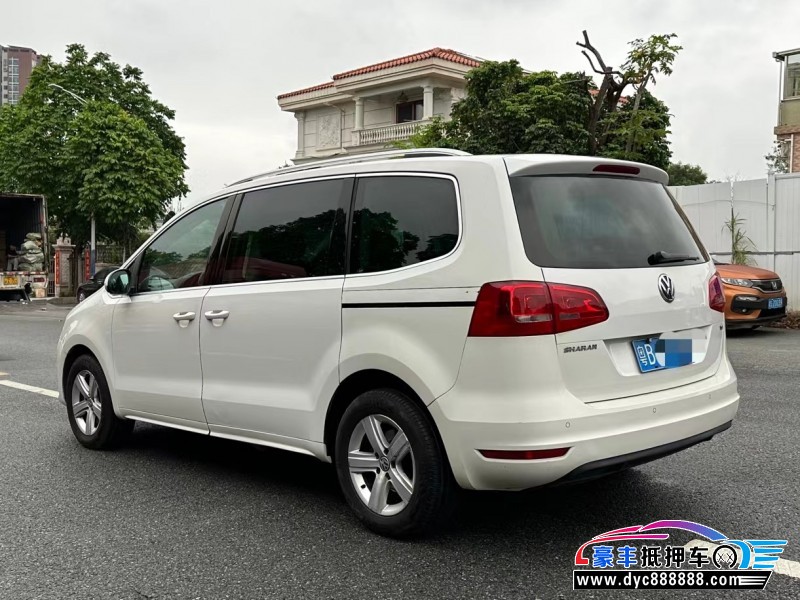 13年大众夏朗轿车抵押车出售