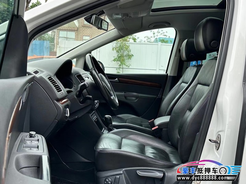 13年大众夏朗轿车抵押车出售