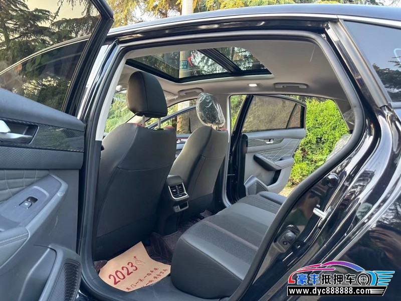 23年东风风神奕炫轿车抵押车出售