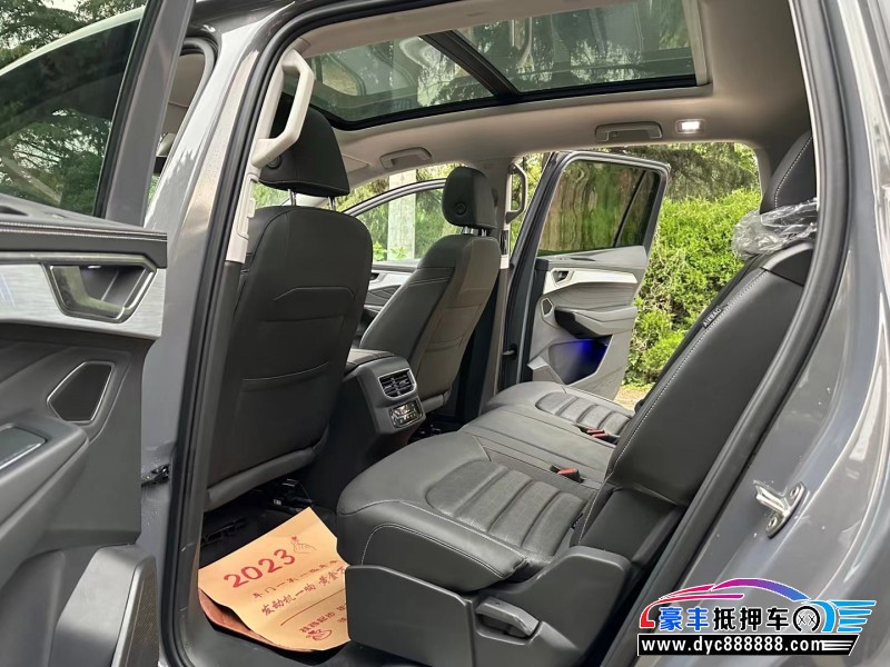 21年大众揽镜轿车抵押车出售