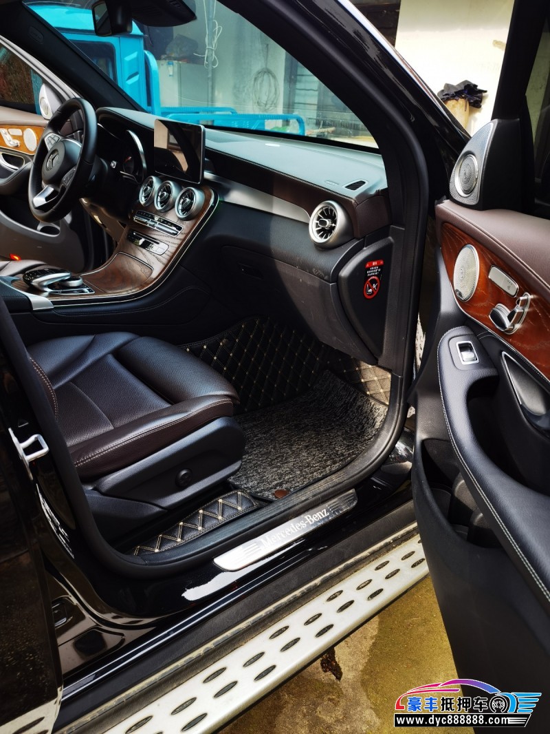 19年奔驰GLC(进口)轿车抵押车出售