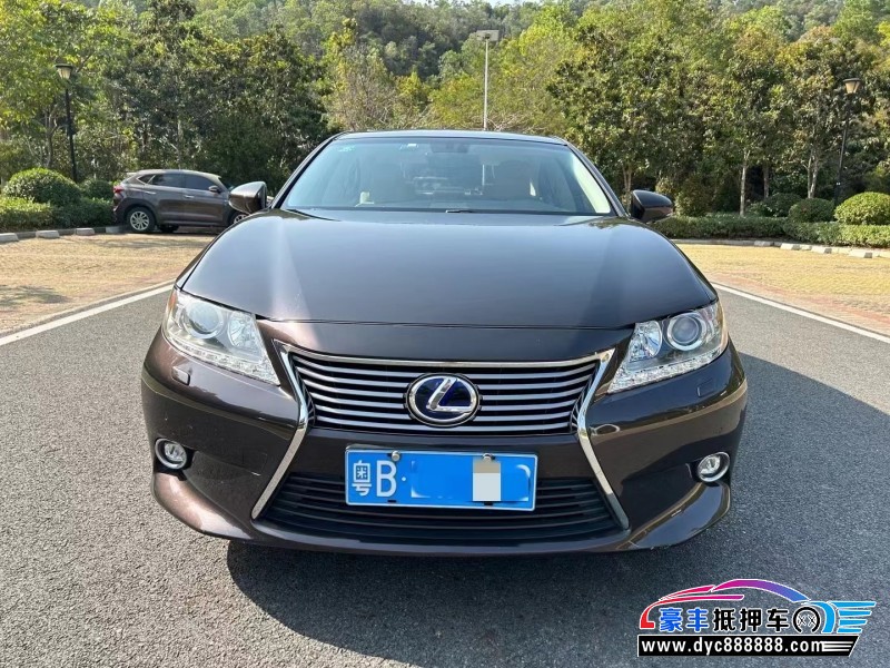 14年雷克萨斯ES轿车抵押车出售
