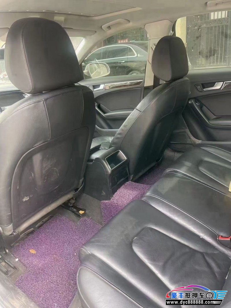 14年奥迪A4轿车抵押车出售