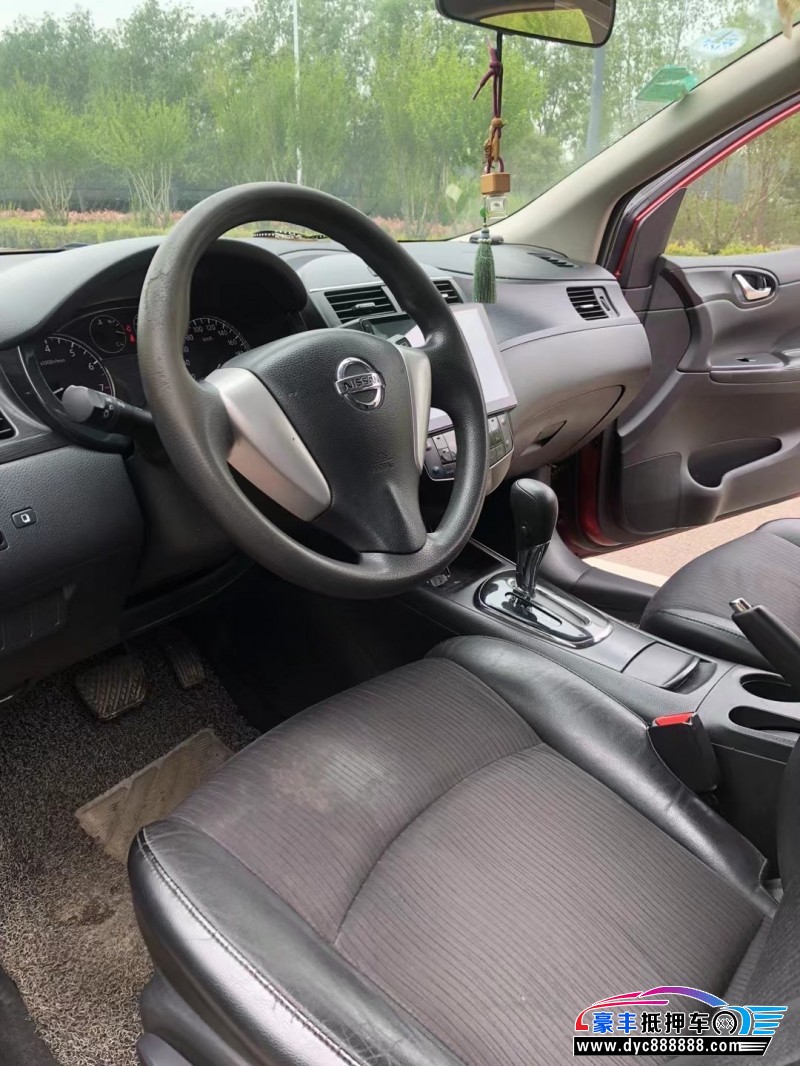 12年日产骐达轿车抵押车出售