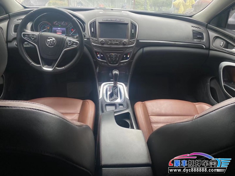 13年别克君威轿车抵押车出售