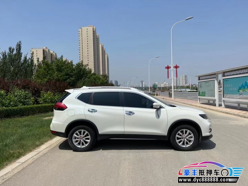 22年日产奇骏SUV抵押车出售