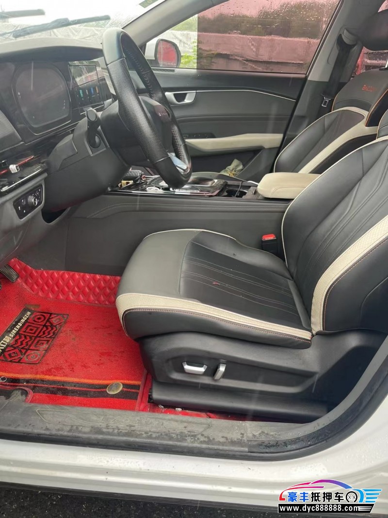 20年宝骏RC6轿车抵押车出售