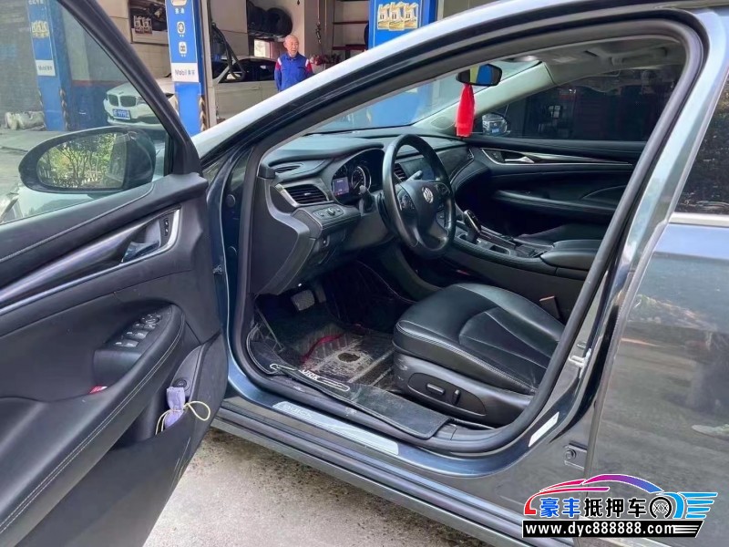 20年别克君威轿车抵押车出售