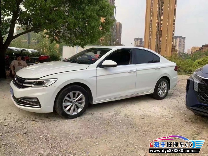 20年大众宝来轿车抵押车出售