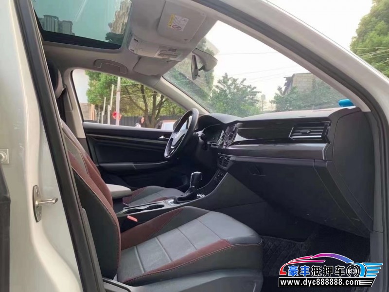 20年大众宝来轿车抵押车出售