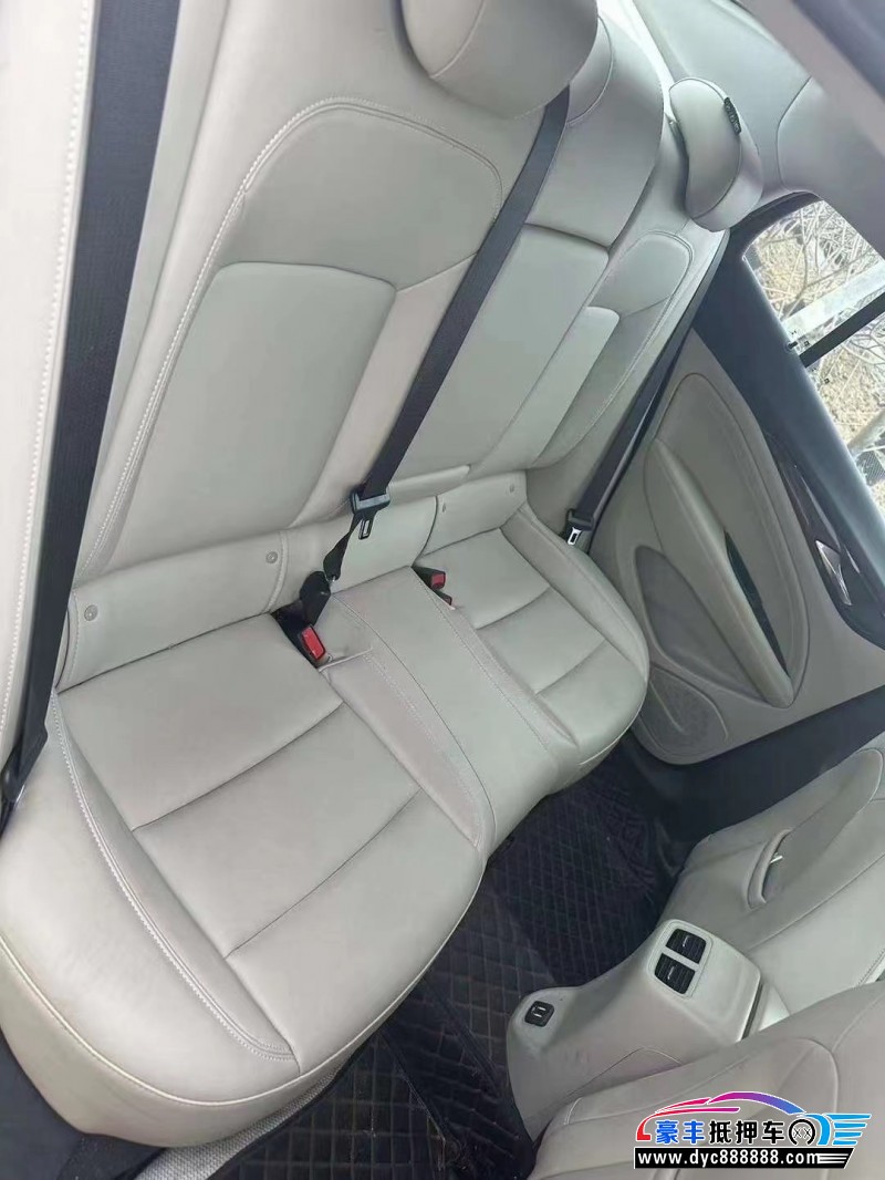 22年别克君威轿车抵押车出售