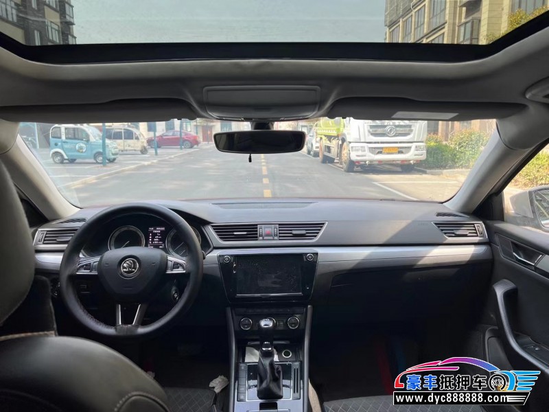 19年斯柯达速派轿车抵押车出售