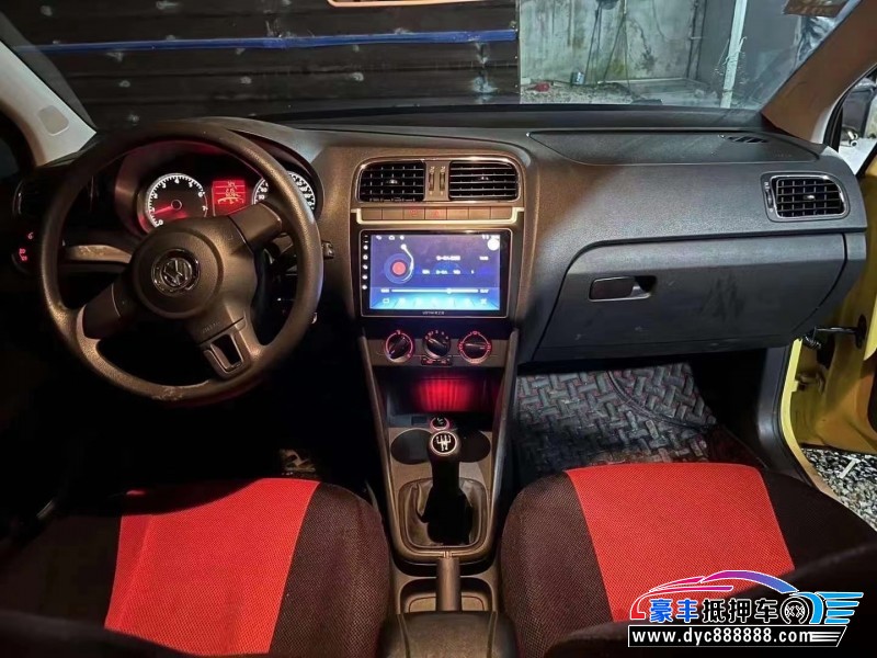 12年大众polo轿车抵押车出售