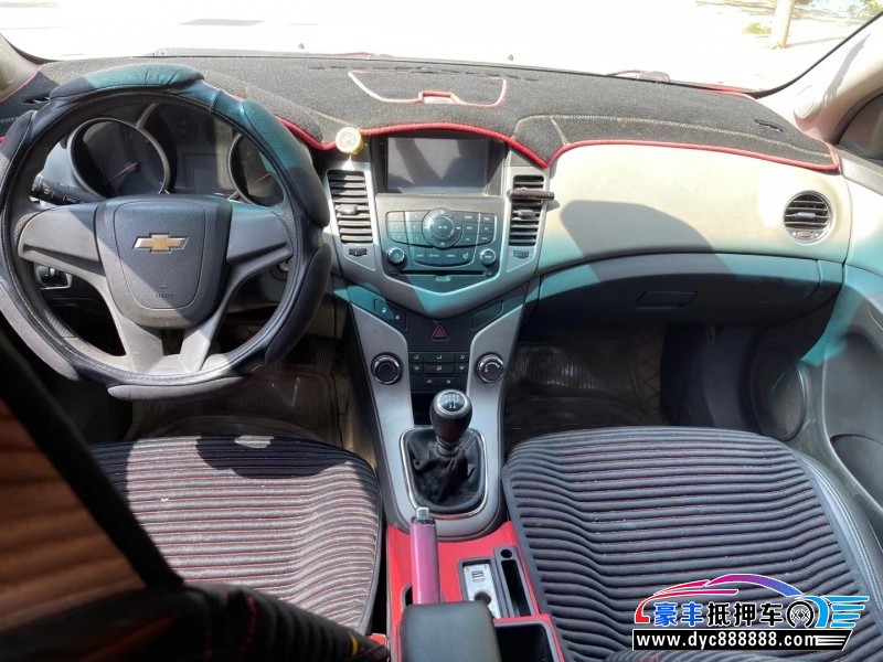 14年雪佛兰科鲁兹轿车抵押车出售