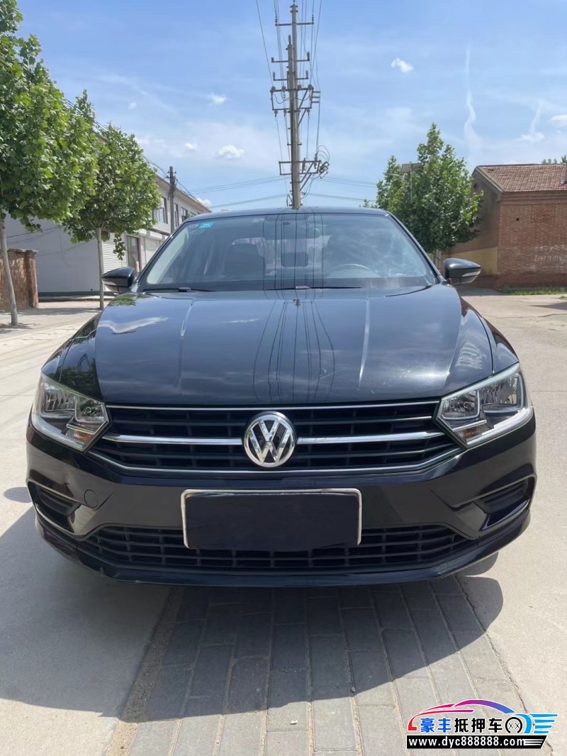 17年大众宝来轿车抵押车出售