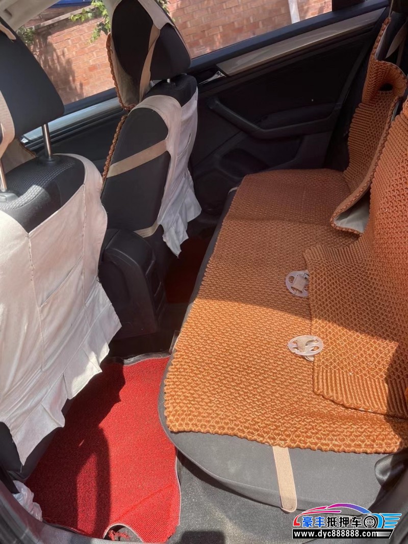 17年大众宝来轿车抵押车出售