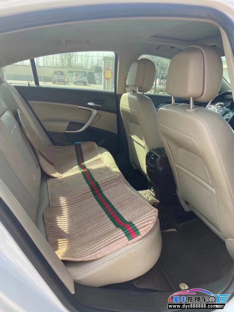 15年别克君威轿车抵押车出售