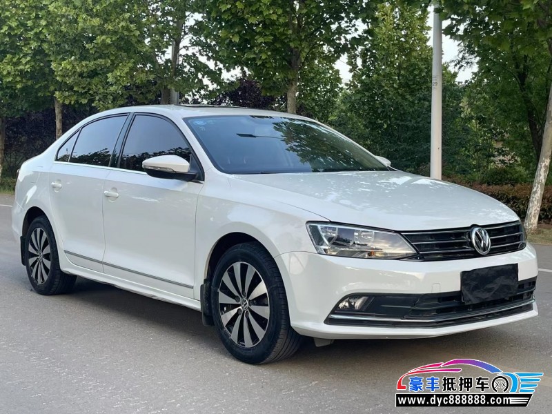 17年大众速腾轿车抵押车出售