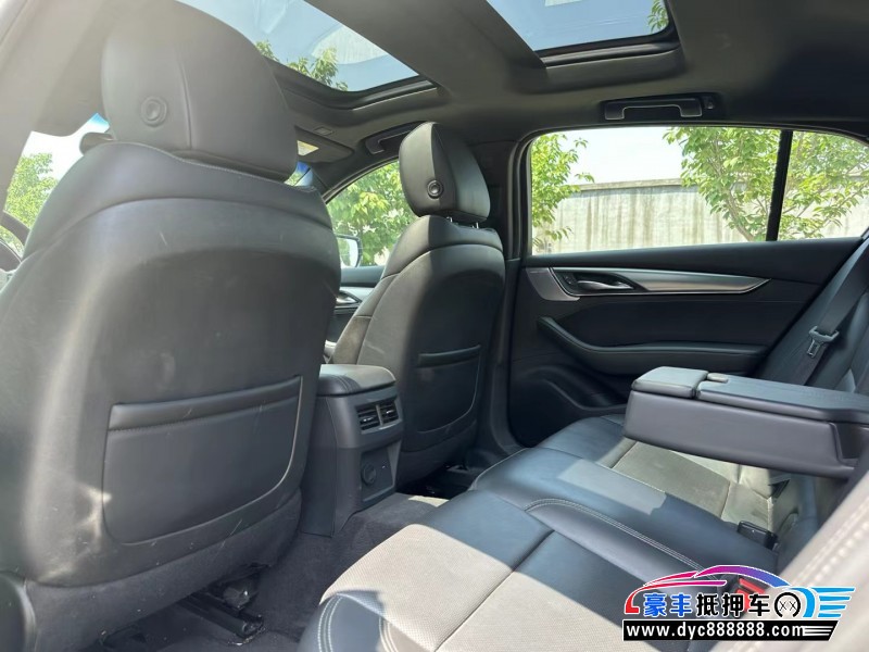 21年凯迪拉克CT5轿车抵押车出售