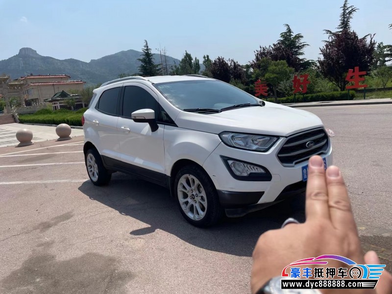 17年福特翼搏轿车抵押车出售