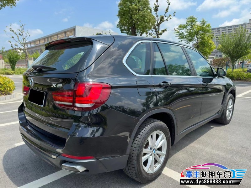 19年宝马X5轿车抵押车出售