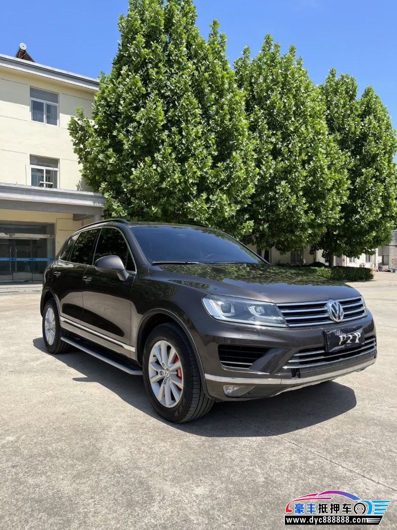 16年大众途锐轿车抵押车出售