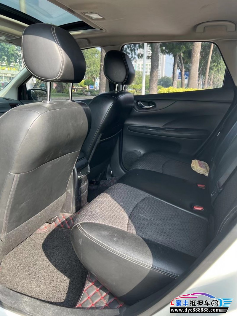 17年日产骐达轿车抵押车出售