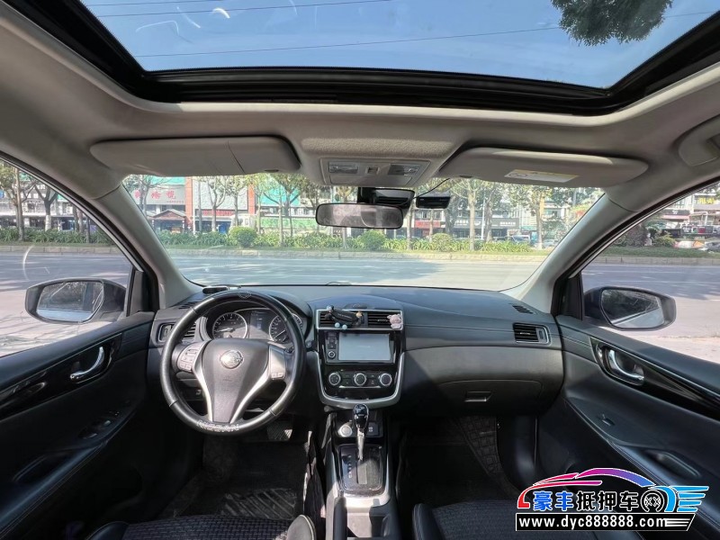 17年日产骐达轿车抵押车出售