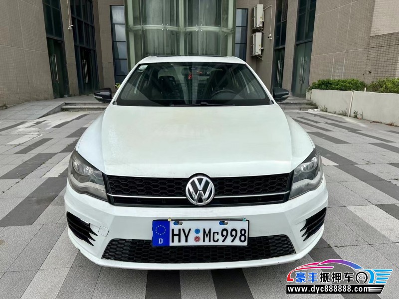 14年大众宝来轿车抵押车出售