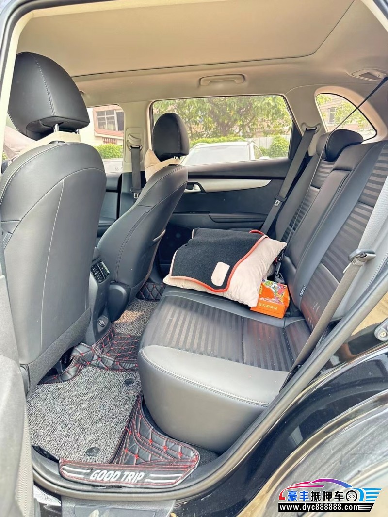 20年起亚智跑轿车抵押车出售