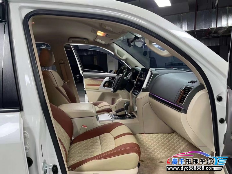 20年丰田兰德酷路泽轿车抵押车出售