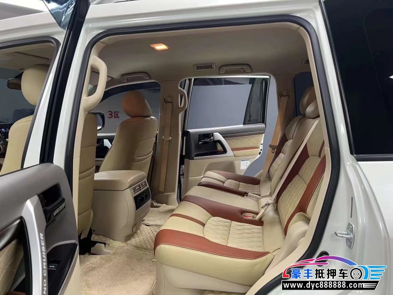 20年丰田兰德酷路泽轿车抵押车出售