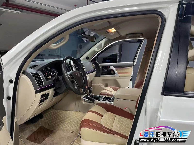 20年丰田兰德酷路泽轿车抵押车出售