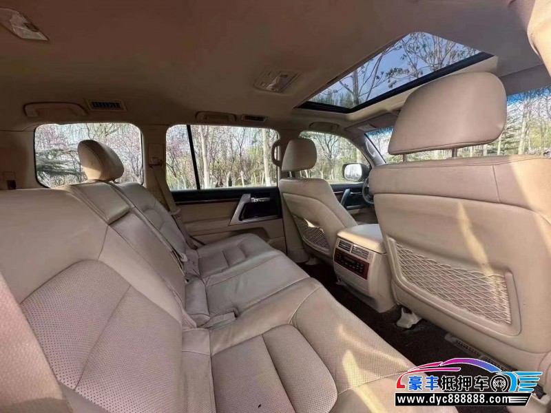 13年丰田兰德酷路泽SUV抵押车出售