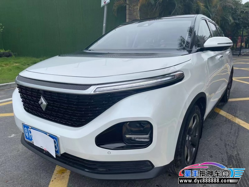 20年宝骏宝骏RM5轿车抵押车出售