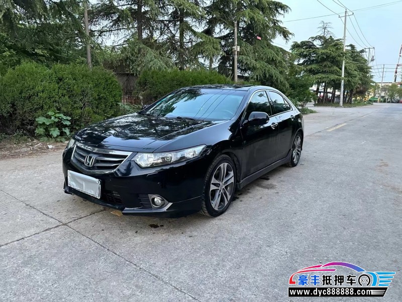 13年本田思铂睿轿车抵押车出售