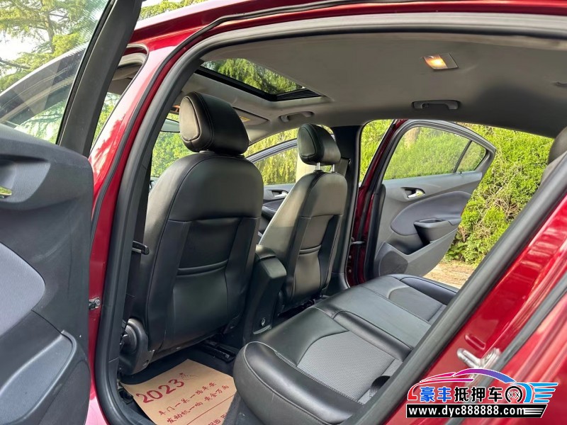 16年雪佛兰科鲁兹轿车抵押车出售