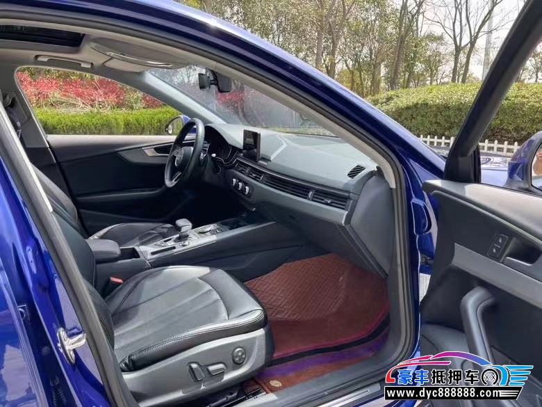 19年奥迪A4轿车抵押车出售