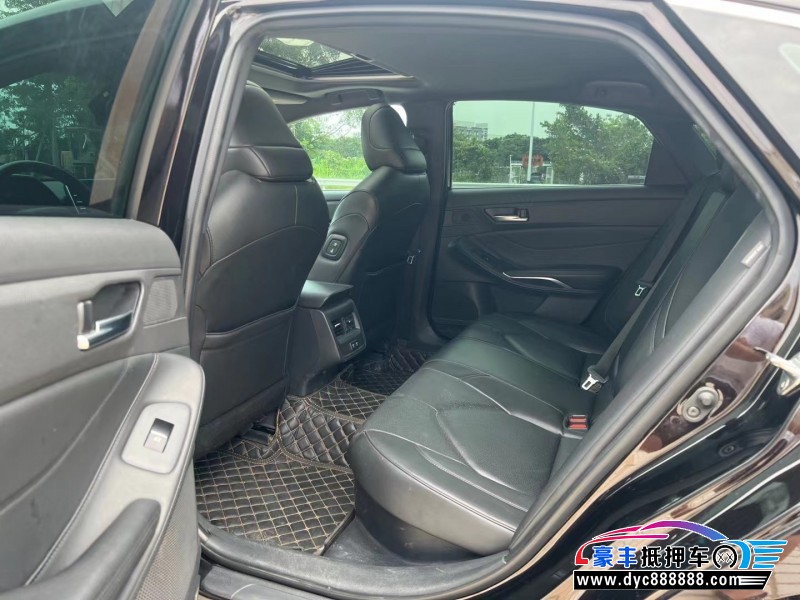 21年丰田亚洲龙轿车抵押车出售