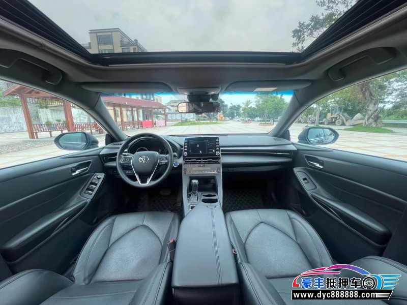 21年丰田亚洲龙轿车抵押车出售