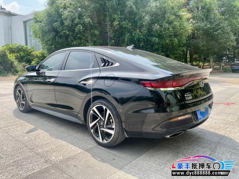 19年现代菲斯塔轿车抵押车出售