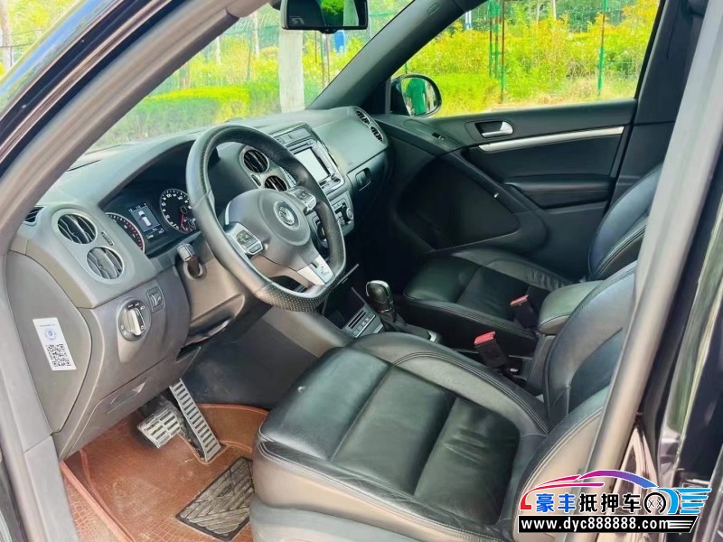 14年大众途威轿车抵押车出售