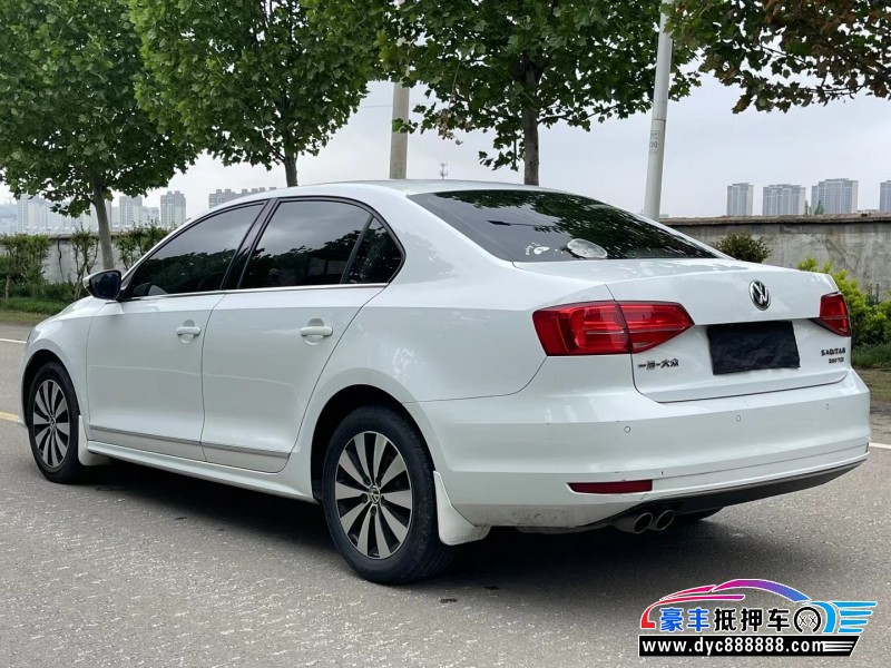 18年大众速腾轿车抵押车出售