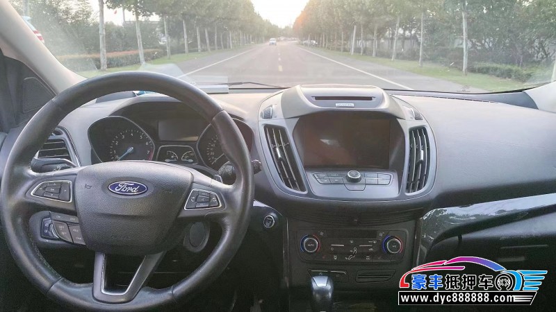 17年福特翼虎轿车抵押车出售