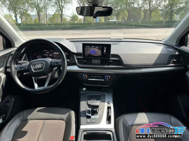 19年奥迪Q5轿车抵押车出售