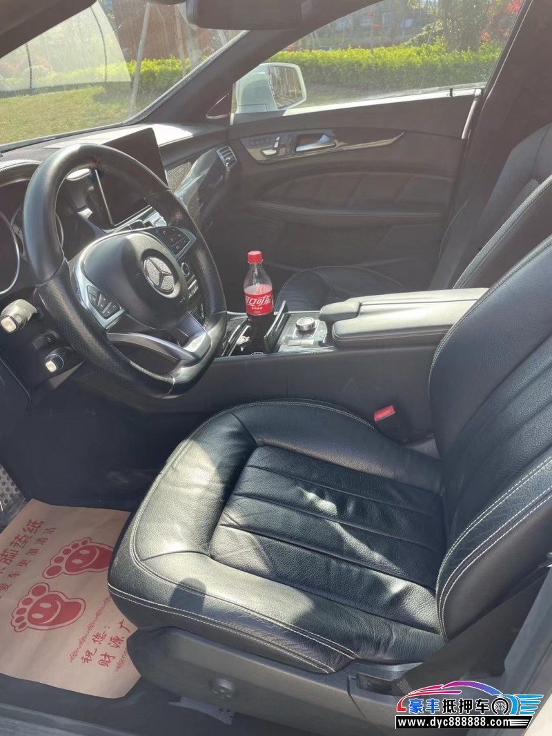 17年奔驰CLS级轿车抵押车出售