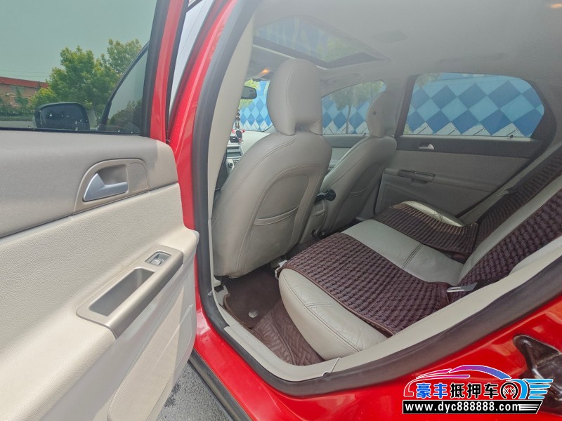 11年沃尔沃S40轿车抵押车出售