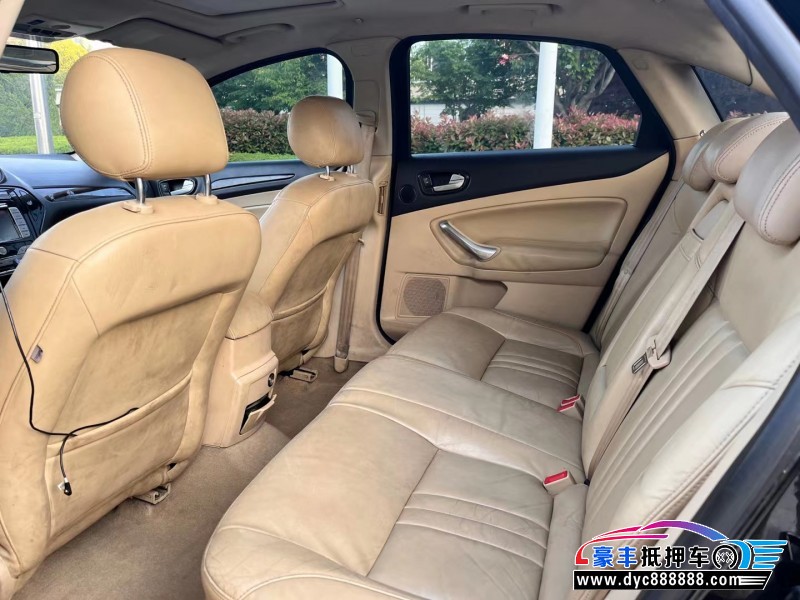 10年福特蒙迪欧-致胜轿车抵押车出售