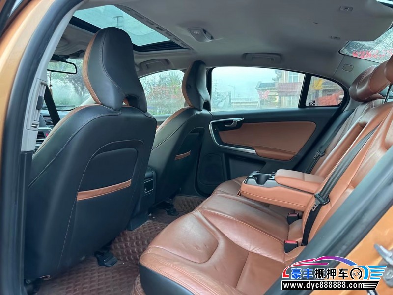 15年沃尔沃S60L轿车抵押车出售